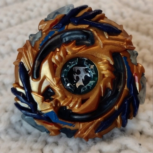 Takara Tomy Hasbro Beyblade BURST B-79  Drain Fafnir Gold Blue Toy - Picture 1 of 4